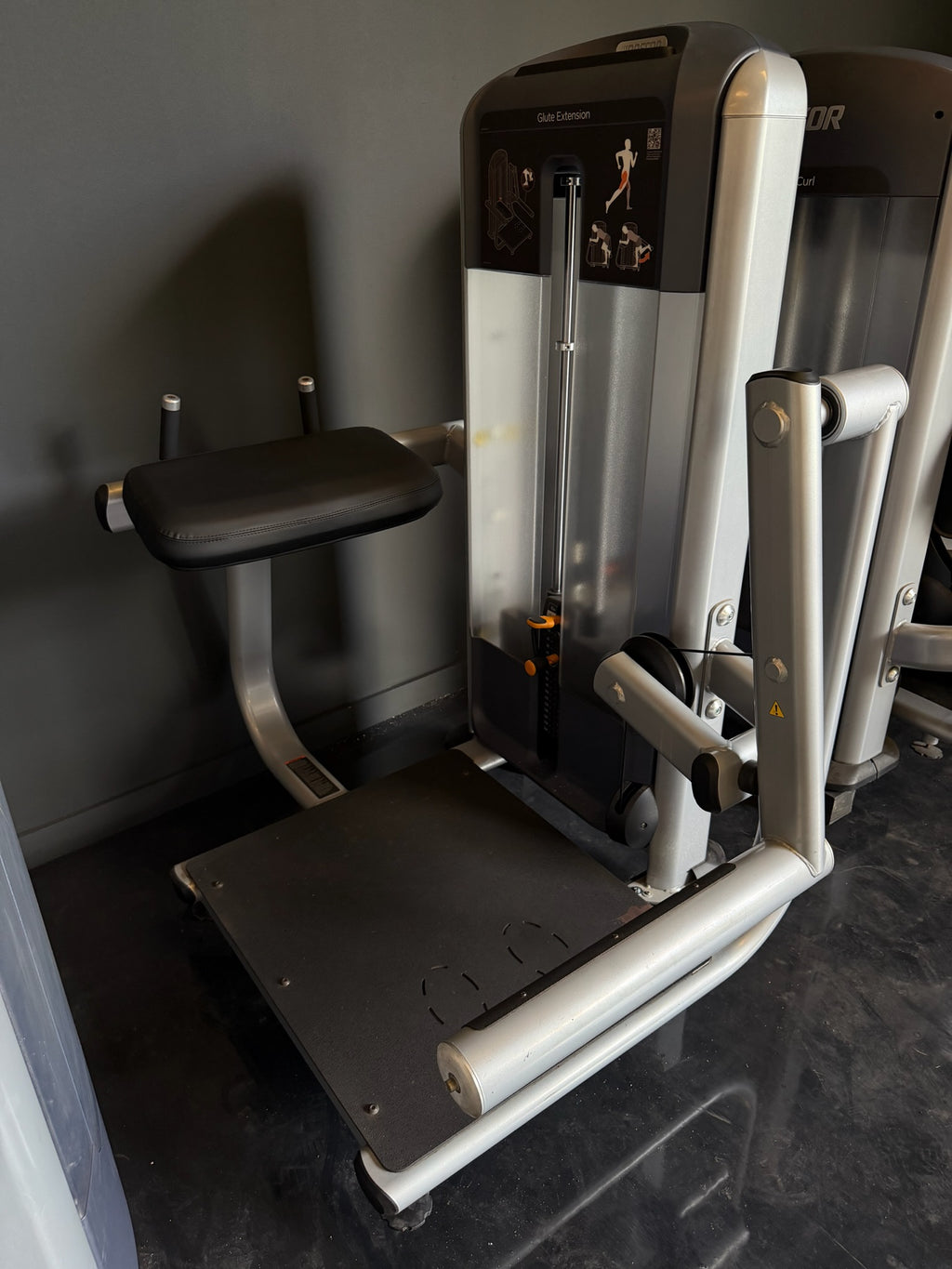 Precor Selectorized Glute Extension