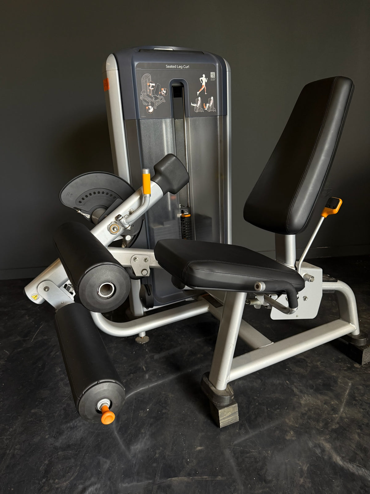 Precor Selectorized Seated Leg Curl